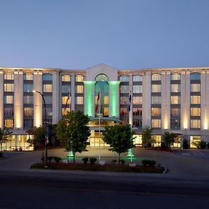 Holiday Inn & Suites Montreal Airport, An Ihg Hotel